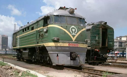 西瓜、橘子、老虎、藍貓……讓人大開眼界的中國火車機車簡譜及花名